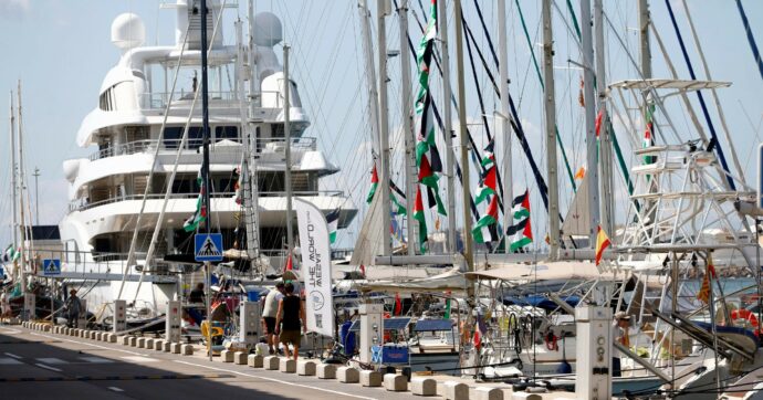 Global Sumud Flotilla: a Barcellona la partenza è ritardata per il vento forte