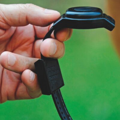 Copertina di Violenza sulle donne, “Braccialetti elettronici finiti già a metà agosto”: l’allarme dei pm