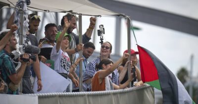 Copertina di Genova è più di una città: è un simbolo