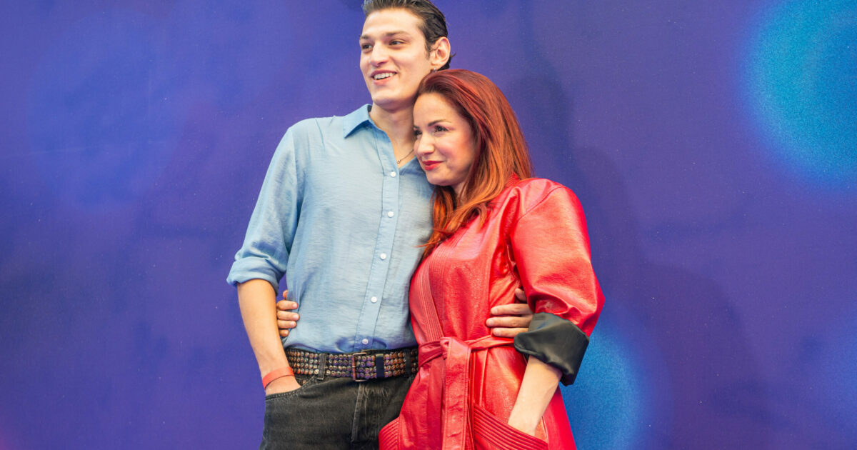 Andrea Delogu e Luigi Bruno si sono lasciati dopo quattro anni d’amore: la conduttrice pronta per “Ballando con le stelle” e “La porta magica” Andrea Delogu e Luigi Bruno si sono lasciati dopo quattro anni d’amore: la conduttrice pronta per “Ballando con le stelle” e “La porta magica”