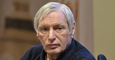 Copertina di Gaza, don Ciotti: “L’Italia si schieri contro il massacro di Israele per espellere i palestinesi. Basta parole, servono fatti”