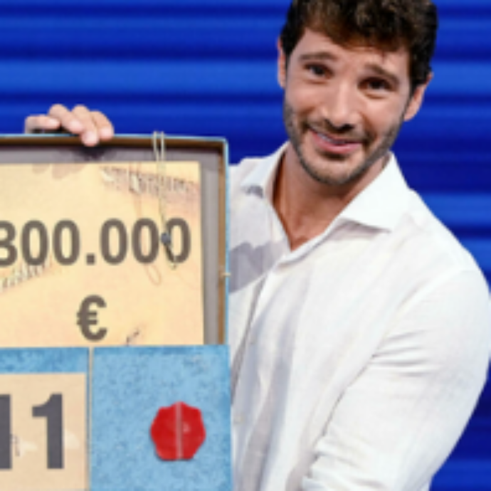 Stasera in tv una delle sfide più accese della stagione: chi vincerà tra Affari Tuoi e La Ruota della Fortuna?