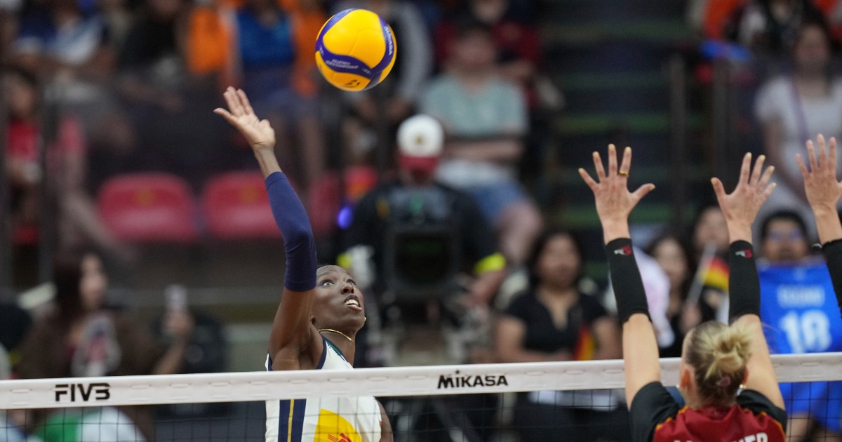Mondiali volley, l’Italia al primo “vero esame”: oggi ai quarti c’è la Polonia | Orario e dove vederla in tv Mondiali volley, l’Italia al primo “vero esame”: oggi ai quarti c’è la Polonia | Orario e dove vederla in tv