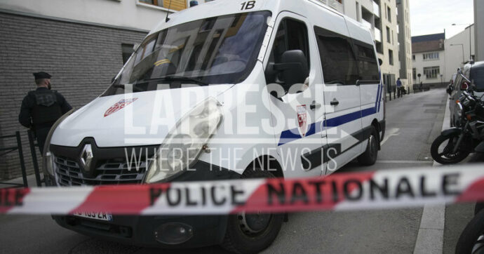 Marsiglia, uomo armato di coltello e spranga ferisce 5 persone: ucciso dalla polizia