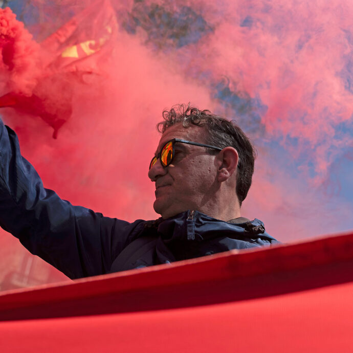 Il filo rosso: la guerra sporca contro  il lavoro