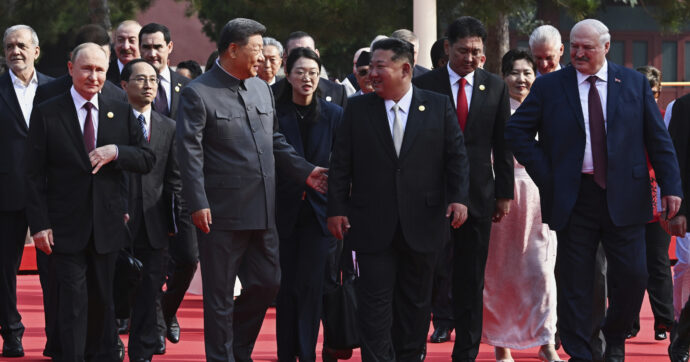 Alleanze di ferro, interessi economici e opportunismo: a Pechino Xi Jinping ha presentato il blocco alternativo all’Occidente