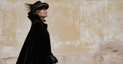 Copertina di Venezia 2025 – Duse di Pietro Marcello, crepuscolo di una diva e di un cinema che si è smarrito