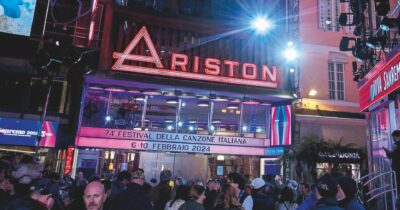 Copertina di Accordo Rai, Sanremo  non va via da Sanremo