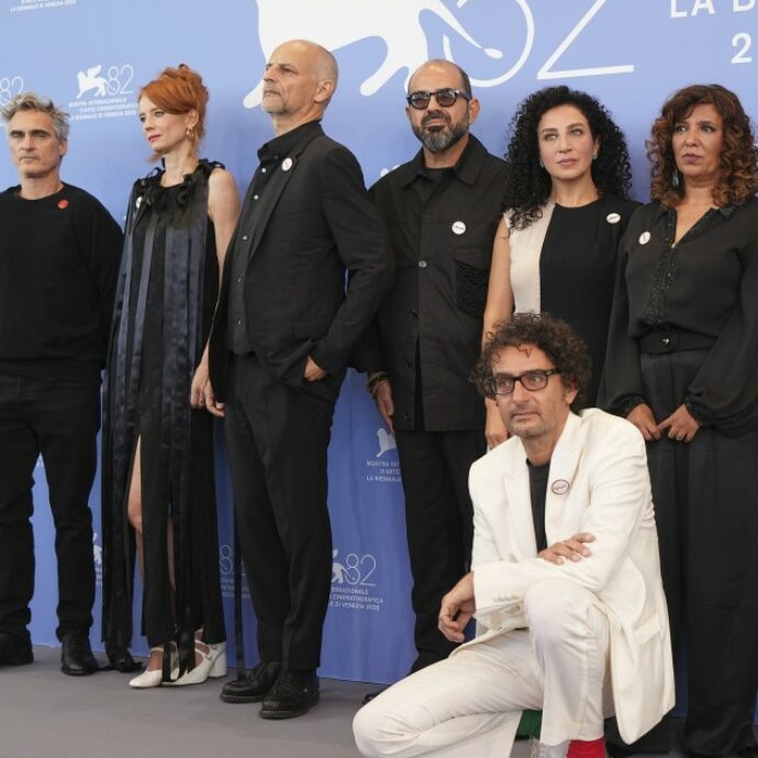 Phoenix, Pitt e Cuaron produttori di The Voice of Hind Rajab. Così Hollywood aiuta la storia della bimba uccisa a Gaza a raggiungere il mondo