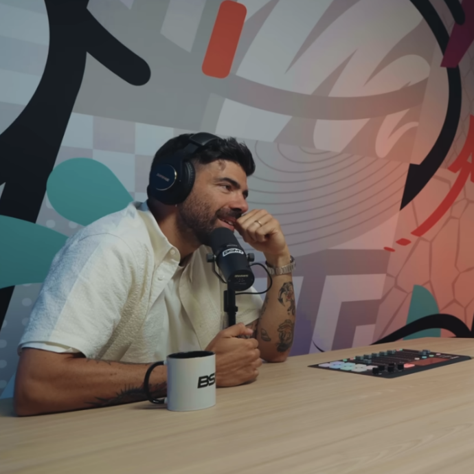 Gianluca Gazzoli sugli ultimi mesi prima della morte della mamma: “Siamo stati abbandonati dall’Istituto curante. Nessun rispetto né la delicatezza che ogni persona meriterebbe”