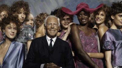 Copertina di “Uno sguardo senza precedenti sul suo mondo e sulla sua eredità”: la vita del “re della moda” Giorgio Armani in una serie tv con la regia di Ferzan Ozpetek