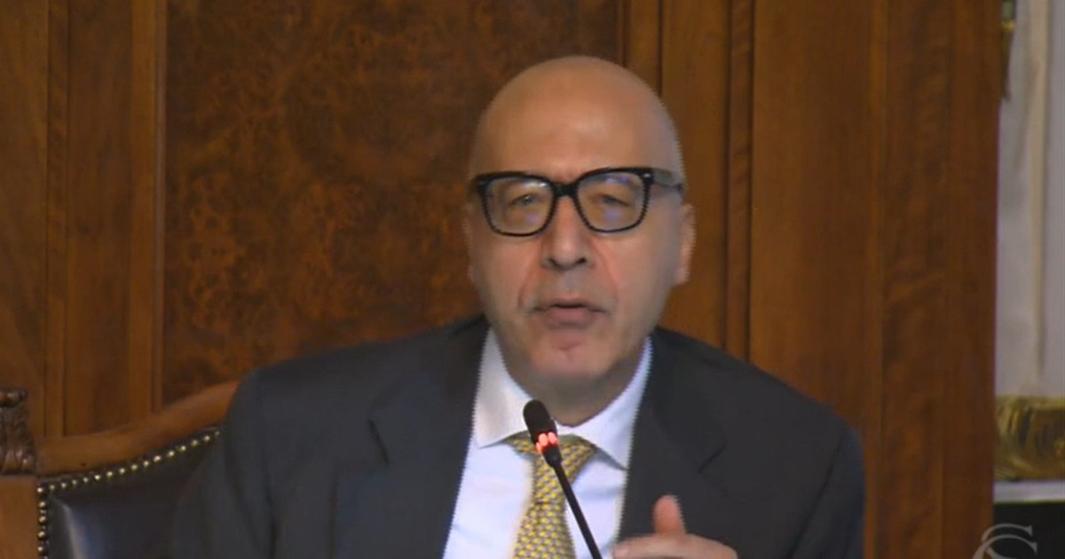 Csm, Pasquale D’Ascola nominato nuovo primo presidente della Cassazione: battuto Mogini per un voto Csm, Pasquale D’Ascola nominato nuovo primo presidente della Cassazione: battuto Mogini per un voto