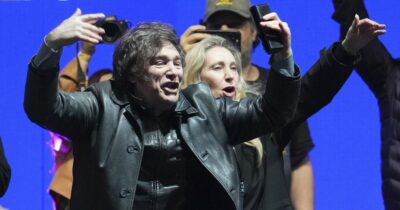 Copertina di Scandalo corruzione per Milei a ridosso delle elezioni in Argentina: coinvolti la sorella e l’entourage del presidente