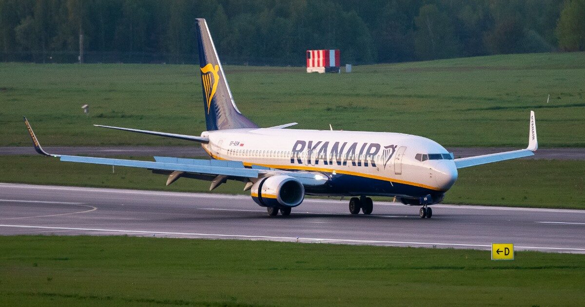 Lite tra Ryanair e gli aeroporti spagnoli: “Tasse eccessive”. “Dalla compagnia una strategia di estorsione” Lite tra Ryanair e gli aeroporti spagnoli: “Tasse eccessive”. “Dalla compagnia una strategia di estorsione”