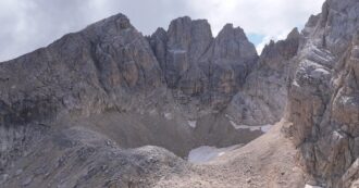Copertina di È questa la fine che faranno i ghiacciai delle Alpi? In volo su ciò che resta del Calderone, l’ultimo superstite degli Appennini