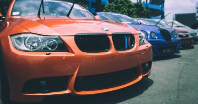 Copertina di “Per 13 anni ho pagato l’affitto per un parcheggio che credevo fosse mio, poi ho fatto una scoperta choc”: la storia del parrucchiere truffato