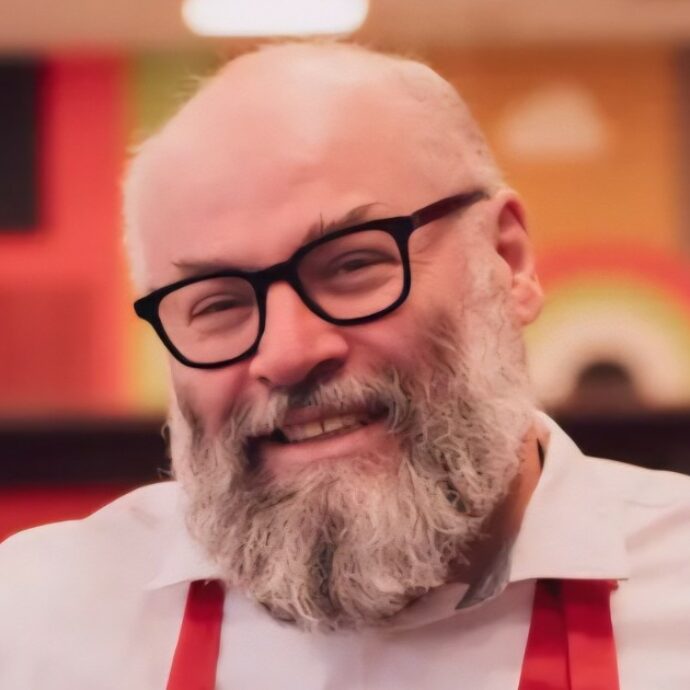 “50 insegnanti hanno prenotato da PizzAut ma ci hanno bidonato senza disdire. Che messaggio danno ai loro alunni?”: lo sfogo di Nico Acampora. Poi il colpo di scena