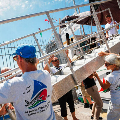 Copertina di Sulla Flotilla per Gaza anziché in ferie: “Lavoratori e nessun radical chic”