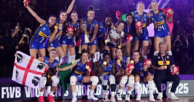 Copertina di L’Italvolley femminile è campione del mondo! Battuta la Turchia in finale, è il secondo trionfo iridato della storia