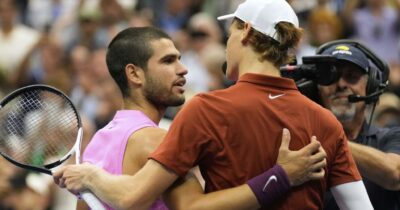 Copertina di “Oggi hai giocato meglio di me, tu e il tuo team siete incredibili”: le parole di Sinner ad Alcaraz dopo la finale persa
