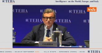 Copertina di Calenda al Forum Ambrosetti: “Giudizio positivo sul governo Meloni. Alleanze? Noi mai con amici di Russia e Cina”