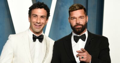 Copertina di “Viviamo a 10 minuti di distanza, ci sentiamo a giorni alterni”: Jwan Yosef rompe il silenzio sul rapporto con l’ex marito Ricky Martin