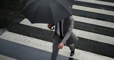 Copertina di Nubifragi, forte vento al Nord e picchi di 35 gradi al Sud, in arrivo radicale cambio del meteo