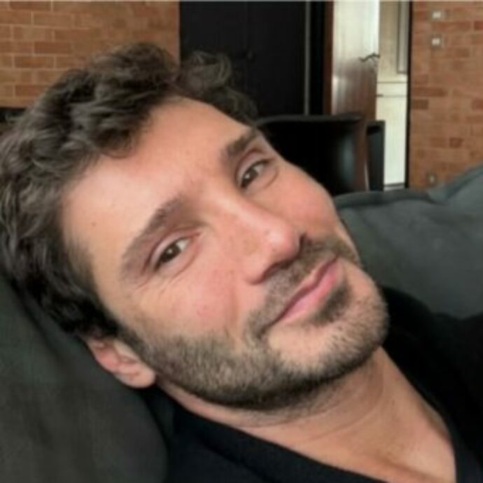 L’investigatore privato di Stefano De Martino: “Un mio contatto mi ha detto di aver copiato il video dal telefonino di un vicino di ombrellone. Avevo chiesto ai miei collaboratori di bloccarlo, ma è scappato”