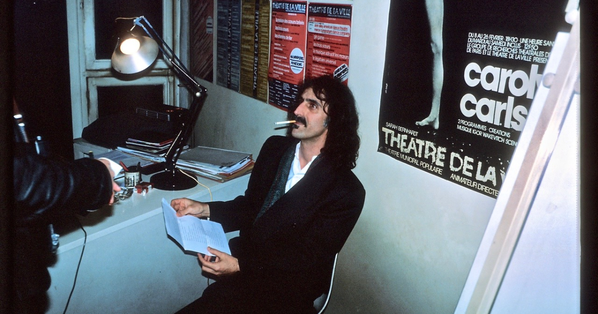 Giorgio Armani e Frank Zappa hanno una cosa in comune: la bellezza che hanno prodotto gli sopravvivrà Giorgio Armani e Frank Zappa hanno una cosa in comune: la bellezza che hanno prodotto gli sopravvivrà