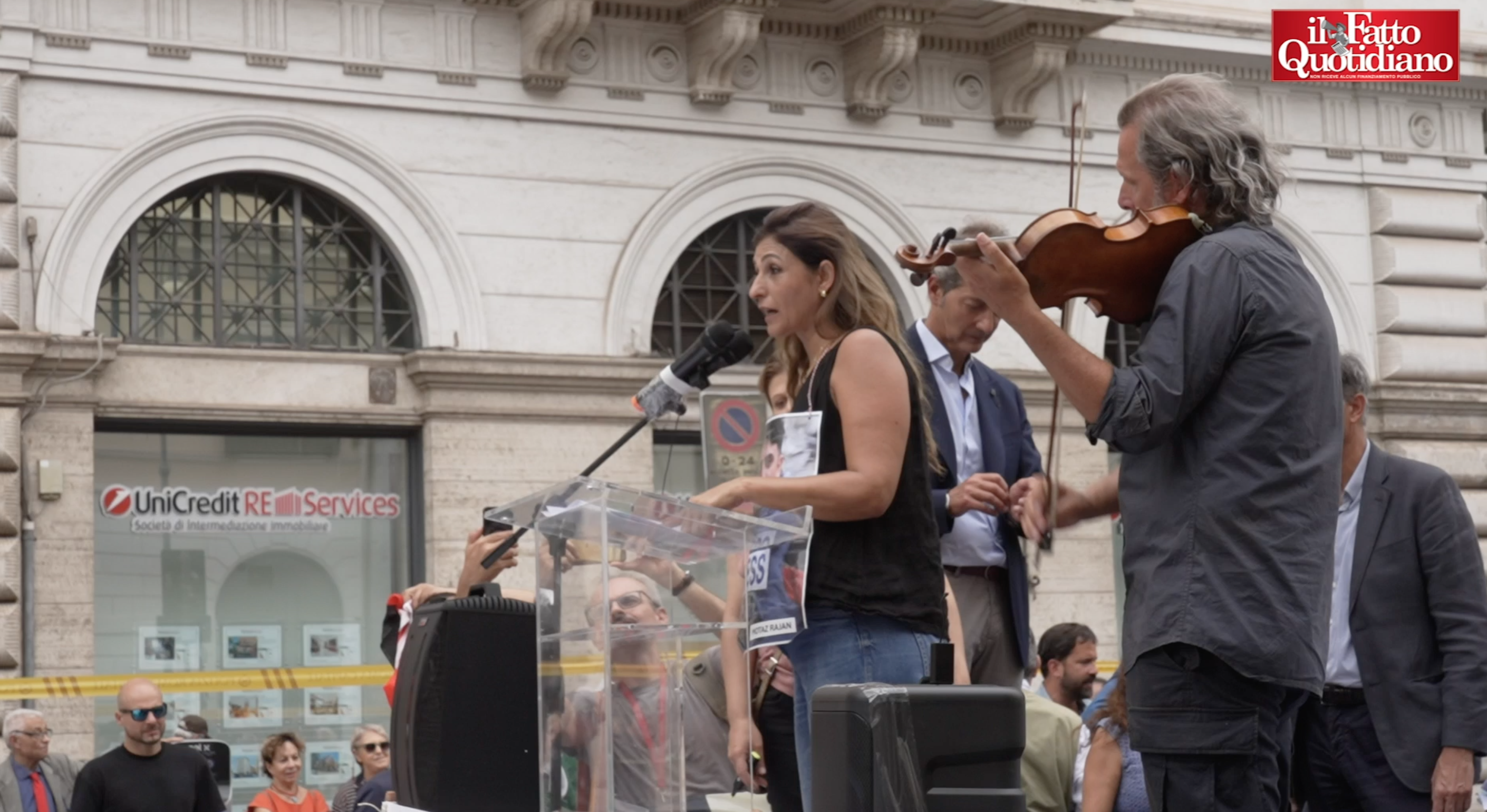 roma giornalisti in piazza per i colleghi palestinesi letti i nomi di tutti i reporter uccisi a gaza