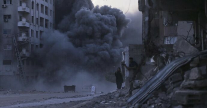 Israele bombarda Hamas a Doha. Media: “Discutevano l’accordo”. Trump: “Ero contrario”. Qatar: “È terrorismo di Stato, tutta la Regione risponda”