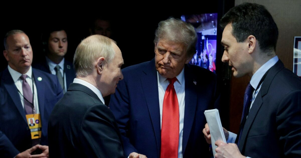 Wp: “Per chiudere la guerra Putin ha chiesto a Trump che l’Ucraina ceda il Donetsk”. Zelensky: “Non daremo ricompense ai terroristi” Wp: “Per chiudere la guerra Putin ha chiesto a Trump che l’Ucraina ceda il Donetsk”. Zelensky: “Non daremo ricompense ai terroristi”