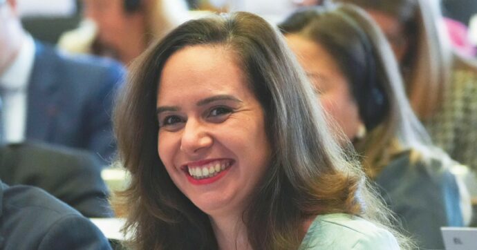 Francia, Sarah Knafo (Reconquête): “Le Pen? È come il vostro Salvini, io come Meloni”