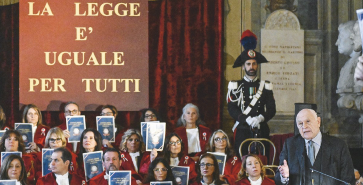 Separare le carriere, questa sì che è la vera urgenza che assilla la giustizia italiana! Separare le carriere, questa sì che è la vera urgenza che assilla la giustizia italiana!