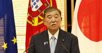 Copertina di In Giappone è iniziata la corsa per sostituire il premier dimissionario Shigeru: e già qualcuno immagina la prima donna capo di governo