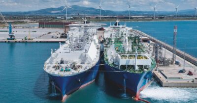 Copertina di Energia, dagli Usa il 75% del gas dell’Ue: ecco l’obiettivo di Trump e soci