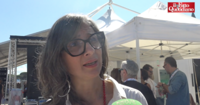 Copertina di Gaza, Albanese: “Da Ue poca chiarezza sulle sanzioni a Israele. Due Stati? La priorità è fermare il genocidio”