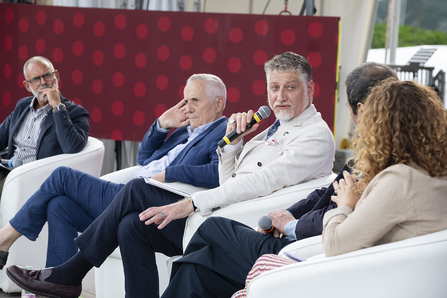 Festa del Fatto Quotidiano, rivedi l’incontro con Giuli, Bellocchio, Occhipinti, Mackinson e Zanca Festa del Fatto Quotidiano, rivedi l’incontro con Giuli, Bellocchio, Occhipinti, Mackinson e Zanca