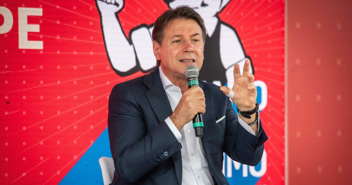 Conte alla festa del Fatto: “Col Pd c’è un progetto, ma non siamo i loro cespugli. Renzi? Fondamentale l’affidabilità, eviteremo accozzaglie”