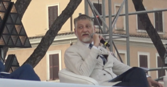 Copertina di Giuli: “Ciriani e il clima da Br? Nel teatro del conflitto politico ci facciamo la faccia cattiva. Ma dialogo c’è”