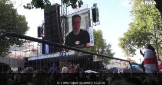Musk interviene alla manifestazione dell’estrema destra a Londra: “Serve un cambio di governo” – Video
