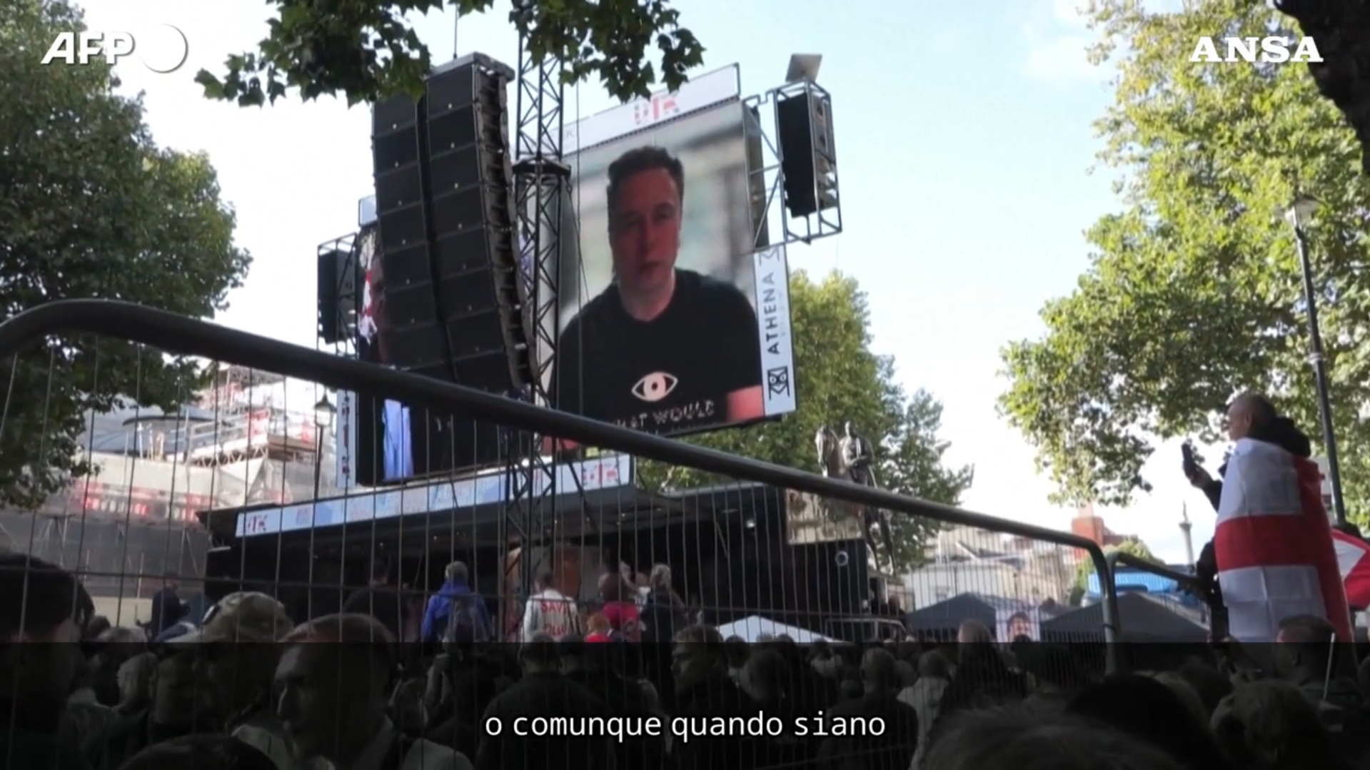 Musk interviene alla manifestazione dell’estrema destra a Londra: “Serve un cambio di governo” – Video