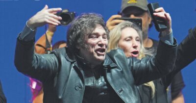 Copertina di Javier Milei ha perso le sue prime elezioni: vi spieghiamo perché