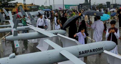 Copertina di Guerra e futuro. È un drone il super killer dei droni