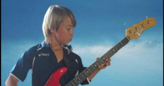 Paolo Mendico, 14enne suicida a Latina: si indaga per istigazione. La famiglia: “Subiva bullismo. La scuola sapeva”