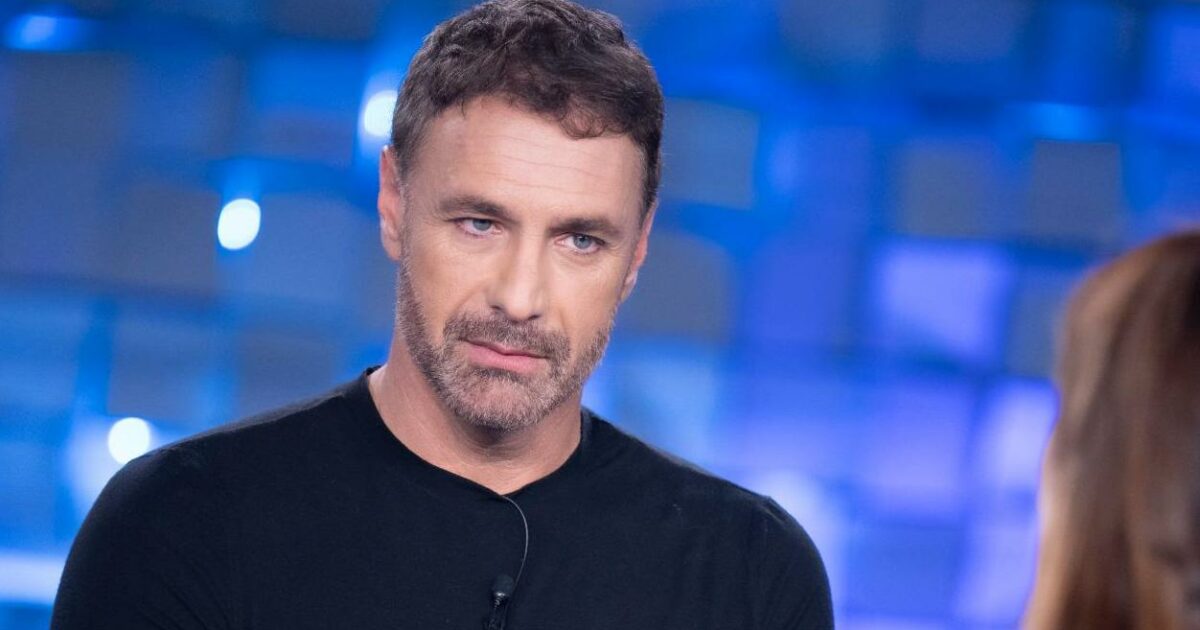 raoul bova a verissimo ho rifiutato le minacce e un tentativo di estorsione la violenza che ho visto sui social mi ha fatto male vado in giro a testa alta