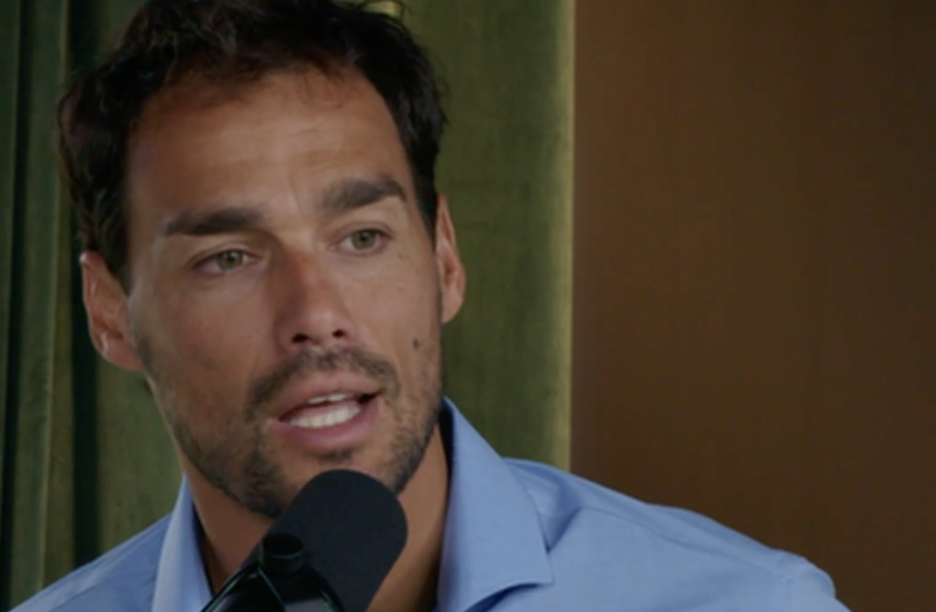 “Mi si sono già slogati già l’anca e la spalla, provando a fare due passi di charleston. È frustante”: Fabio Fognini alla vigilia di Ballando con le stelle – VIDEO