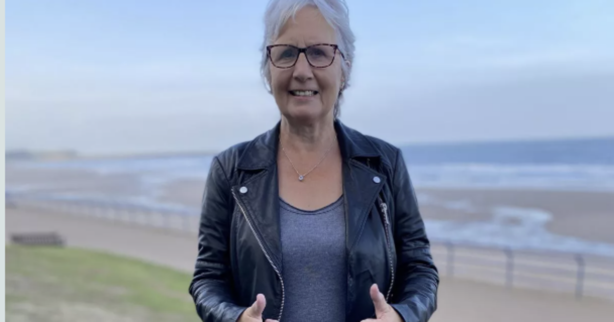 “Sono collassata a casa a 69 anni, ma quando mi sono risvegliata ero convinta di averne 41. Poi la scoperta: avevo un tumore al cervello grande come un pompelmo”. La storia di Glenn