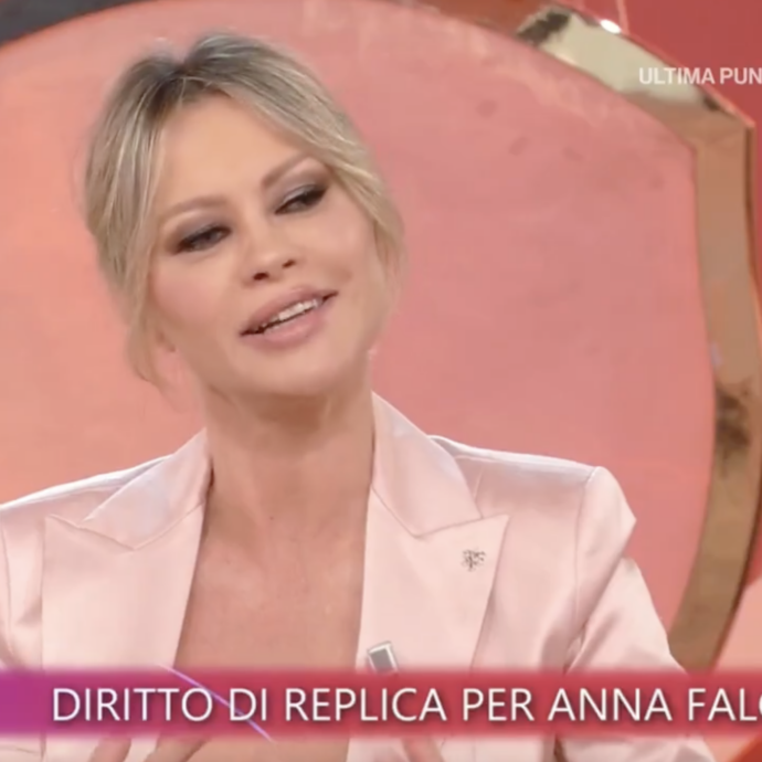 “Il catcalling non è una molestia, sto dalla parte degli uomini. Poi ci lamentiamo che non ci sono più i maschi”: così Anna Falchi a “La volta buona”. Il gelo in studio e la risposta di Caterina Balivo – VIDEO