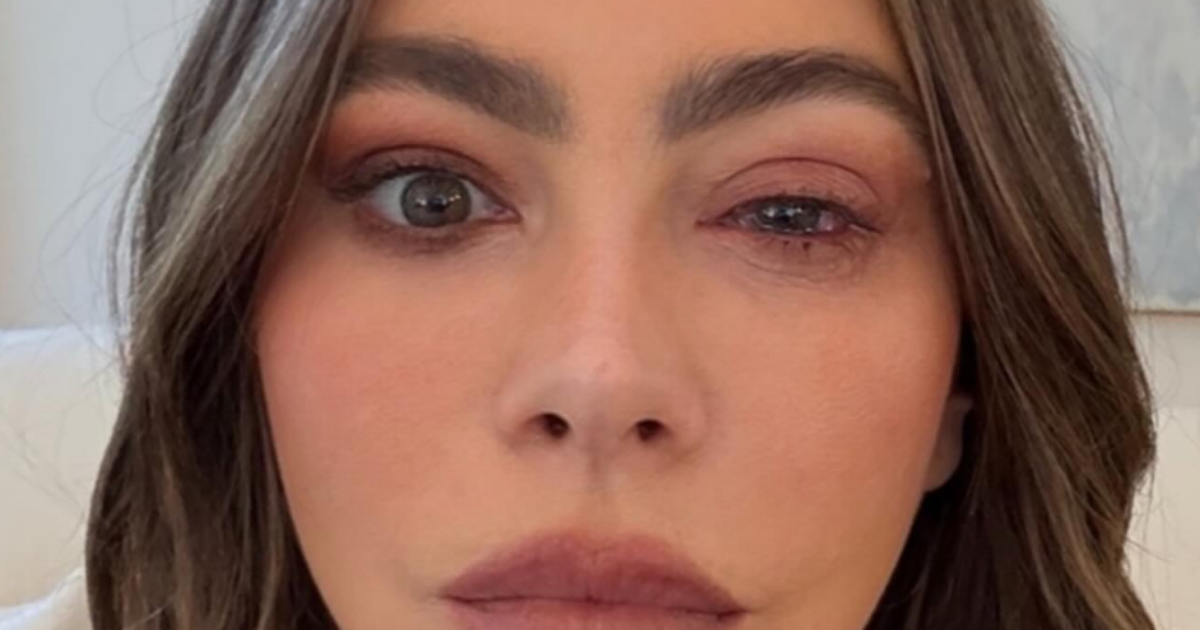 “Sono finita al pronto soccorso”: Sofía Vergara assente agli Emmy 2025, ecco che cosa è successo